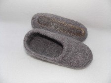 FILZIS * Filzpuschen mit Latexsohle * Gr. 36 * Handarbeit * NEU * #25