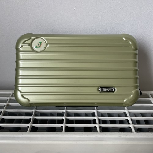 Rimowa eva air first class - eva,