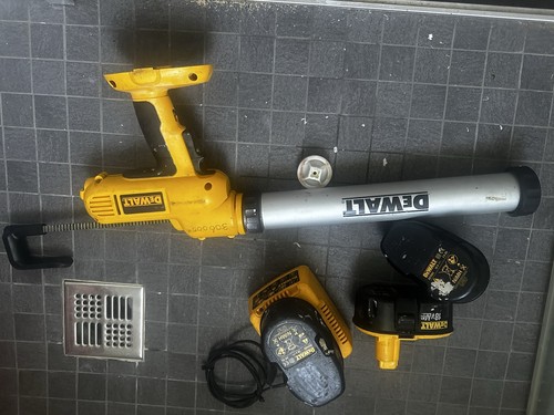 Dewalt dc547 kartuschenpistole - dewalt,