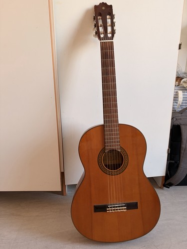 Yamaha 230 akustikgitarre - 230,