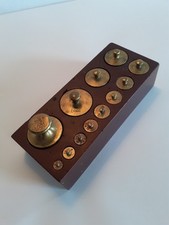 Gestempelt Gewichtsatz Gewichte Apotheker antik Feinwaage Goldwaage Art Deco