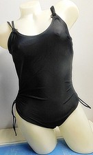 TCM Badeanzug Gr.38 Brust gefüttert hoher Rücken