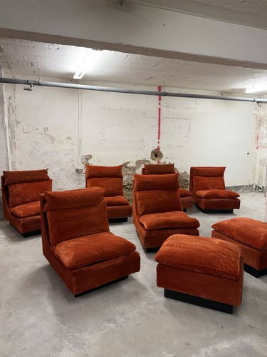 Vintage space age lounge - age,