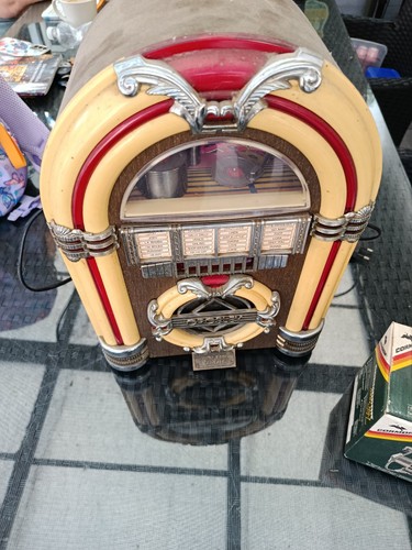 Vintage retro jukebox - vintage,
