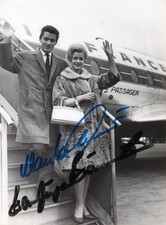 Marika Kilius & Hansjürgen Bäumler - original signiertes Großfoto - "EISLAUF"