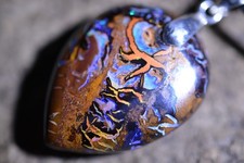 30ct 25x20x8 Nice Green/Blue Koroit Nut Boulder Matrix Opal Kette Australia Gem