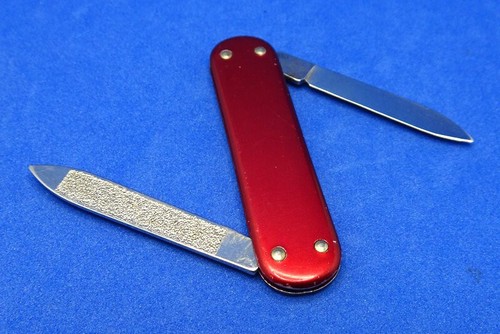 Schweizer taschenmesser - schweizer,