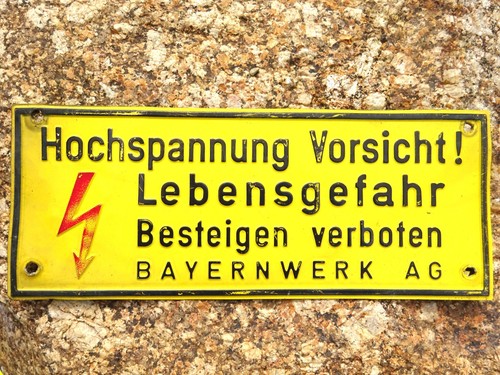 Alu schild hochspannung - schild,
