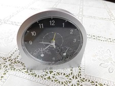 Wecker silberfarben/schwarz ca. 11,5 x 12,5 cm,  wird ohne Batterie verkauft