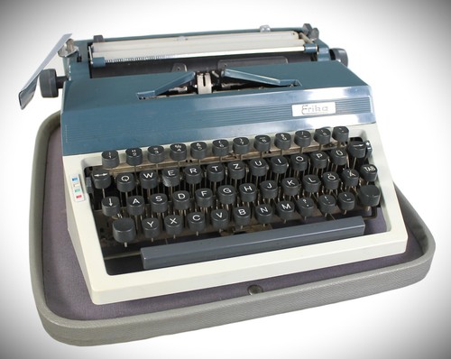 Alte ddr schreibmaschine - ddr, erika