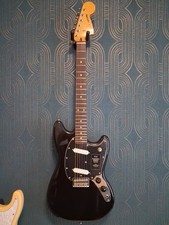 NEU! Fender Player II Mustang