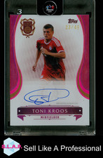 TONI KROOS 23/49 TOPPS 2025 125 YEARS ANNIVERSARY FC BAYERN MÜNCHEN ENGLISH AUTO