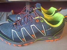 Trekkingschuhe CMP Größe 42 schwarz mit bunter Sohle und orangenen Design