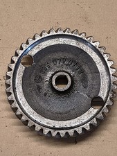 Mercedes Benz Antrieb Einspritzpumpe OM636  A6360770712 Zahnrad Unimog 411