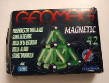 Geomag Constructor Leuchtet Im