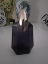 Leere Miniatur Becher Thierry