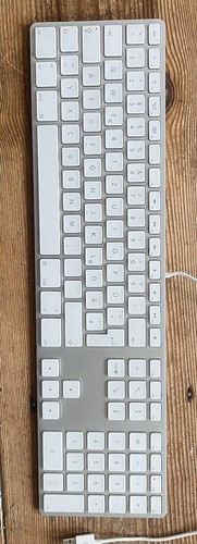 Apple magic keyboard - ✅,