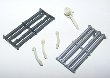 DDR Modell HO Plastik Teile FW Peilstangen Löschschläuche Suchscheinwerfer