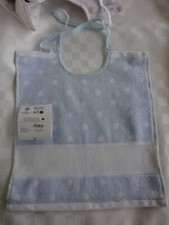 RICO - Baby Lätzchen - hellblau mit Punkten  -  zum Besticken in Kreuzstich