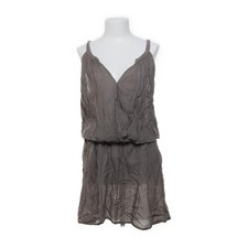 Rabens Saloner, Kleid