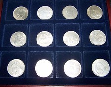 12 x CHINA LUNAR SET MIT ETUI