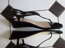 PRADA Sandaletten Zehentrenner Gr.39,5 schwarz Lackleder Keilabsatz 4,8 cm