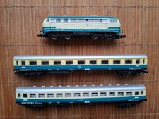 Arnold 2054 Diesellok BR 218 216-0 DB  mit 2 Schnellzugwagen Spur N