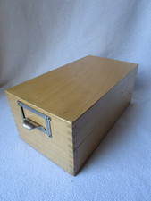 alter großer Karteikasten