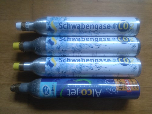 Leere zylinder für - leere, soda