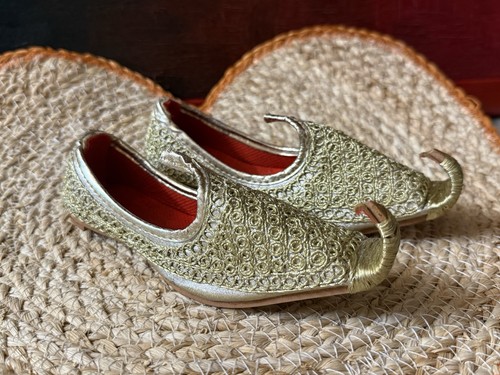 Schnabelschuhe dekoration - schnabelschuhe,
