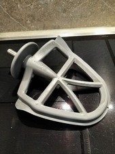 Flexibler Rührbesen