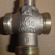 Danfoss 3 Wege Ventil VRB3 065B1320