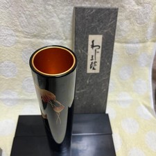 Schwarze Urushi Vase Gold