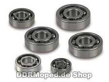 Set ball bearings engine mount