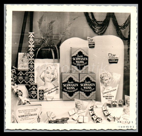 Foto nachkrieg schaufenster - nachkrieg,,