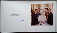 Queen Elizabeth II Mutter Autogramm signed Weihnachtskarte Prinz Charles Edward