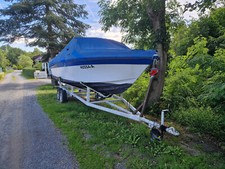 Motorboot gebraucht optional mit Liegeplatz