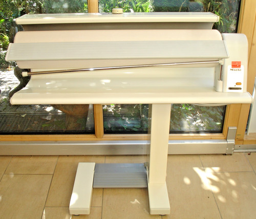 Miele klapp bügelmaschine - miele, b