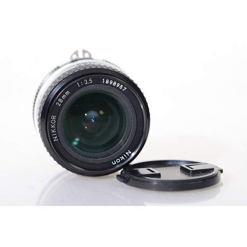 Nikon nikkor 28mm 5 - 28mm, f/3.5