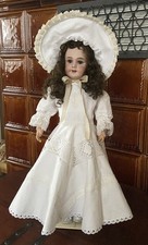 Puppenkleid, weiß mit Hut und