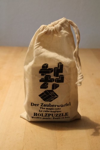 Der zauberwürfel holzpuzzle - zauberwürfel,