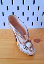 Deko Sammelobjekt Miniatur Stiefel High Heel Schuh aus Kunstharz Shoe USA beige