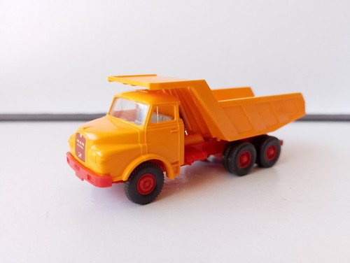 Wiking 671 man - wiking,