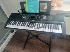 Keyboard Klavier Yamaha EZ 220