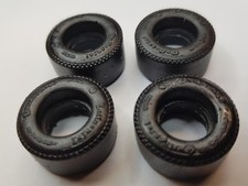 Carrera Universal 132 Repro-Reifen 11,8 mm 2 Paar / 4 Reifen