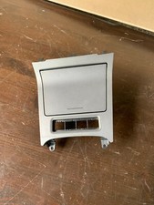 VW Golf 5 Aschenbecher