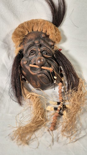 Handgeschnitzte holzmaske - handgeschnitzte,