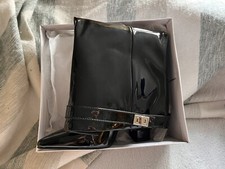 Schwarze Shark Boots