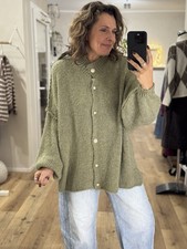 Mega Oversized Basic