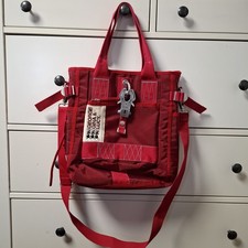 George Gina & Lucy Damen